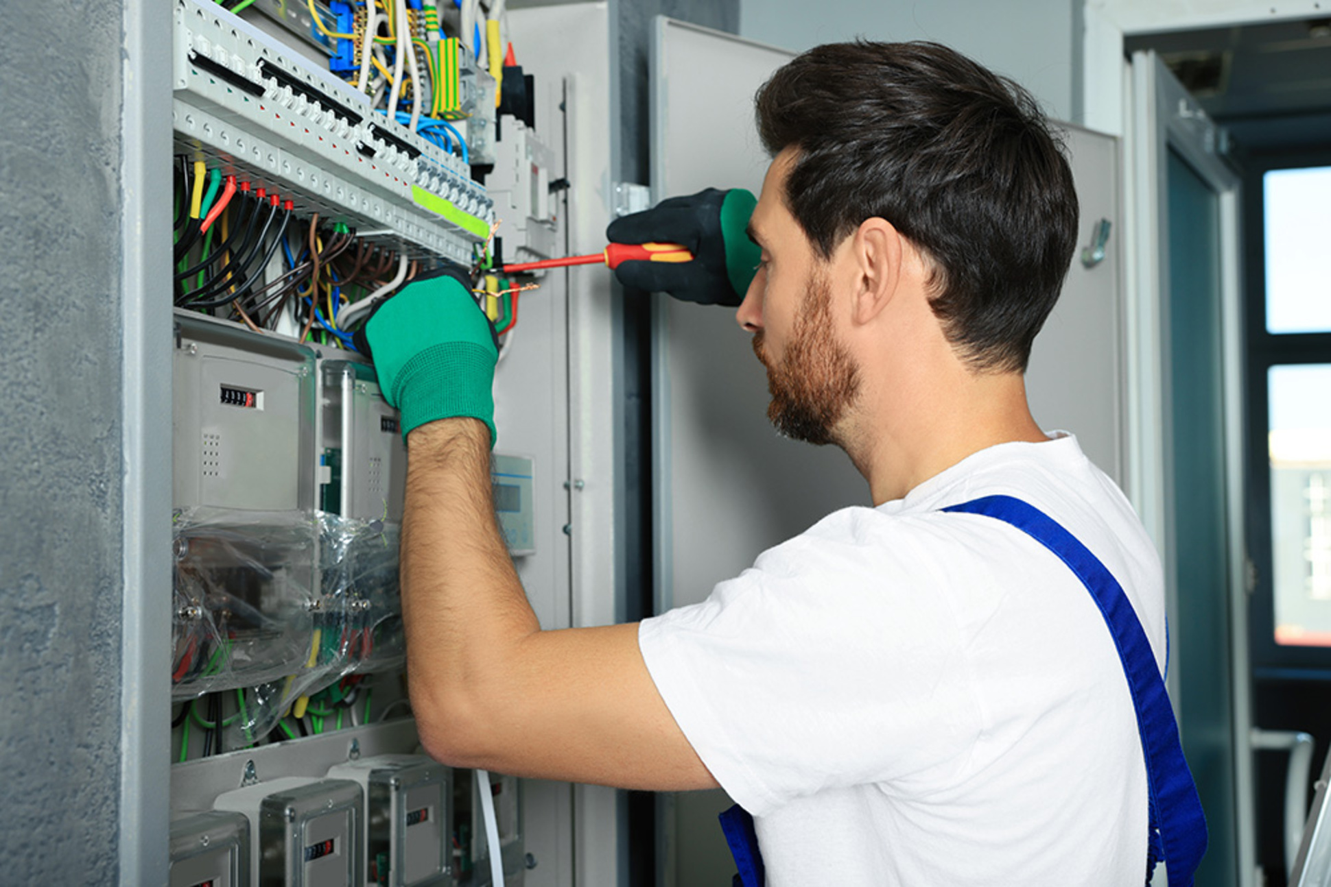 Nieder&shy;spannungs&shy;anlagen bei ET Karle GmbH in Oschatz